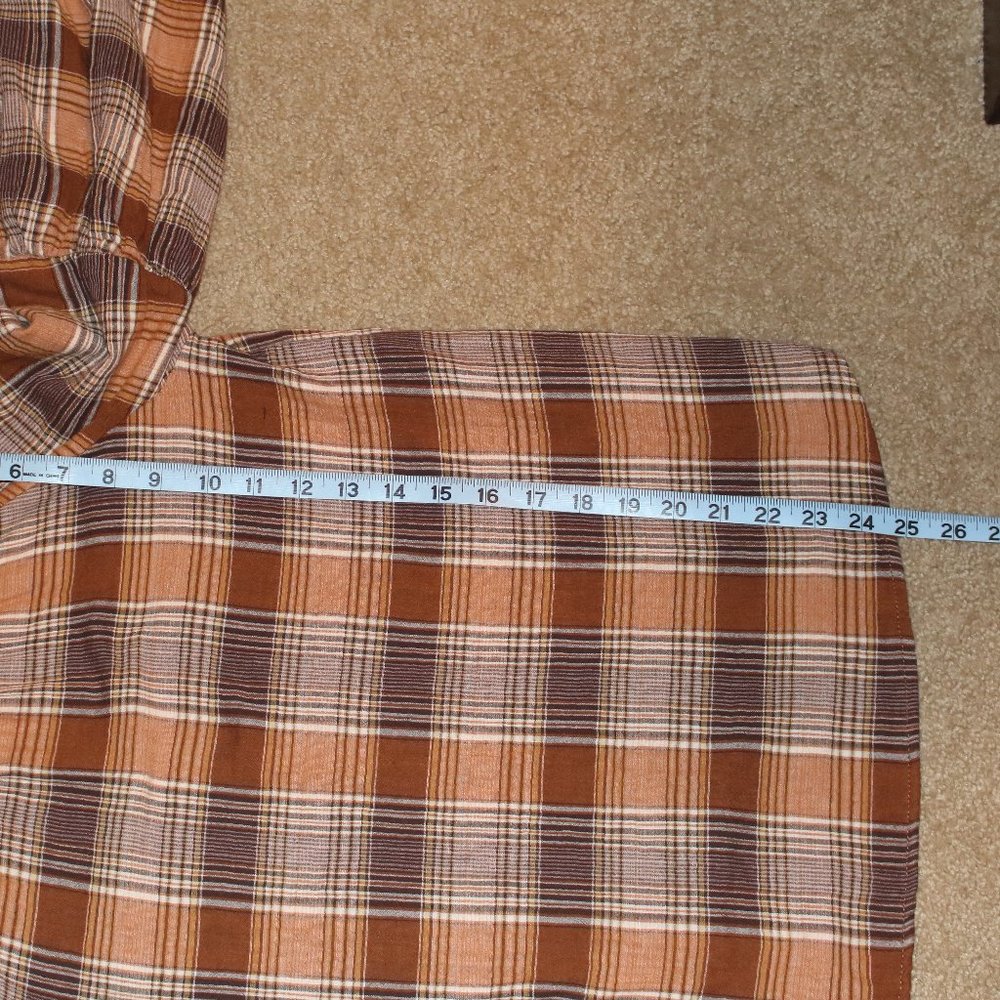 Universal Thread Plaid Top - Sz Small - Picture 4 of 4